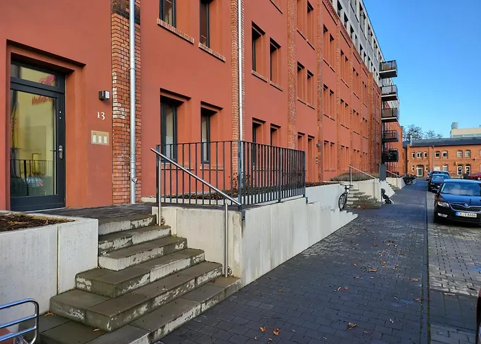 Trendige Stadtwohnung, Historisches Haus Mit Terrasse Und Garten